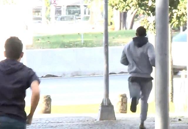 Imagem da noticia Reportagem do SBT no RJ flagra assalto e prisão de suspeito