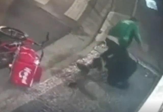 Imagem da noticia Entregador é agredido por morador de bairro nobre de SP