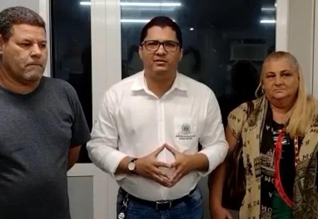 Imagem da noticia Falso subsecretário de saúde roubava receituários para dar "Boa Noite, Cinderela"