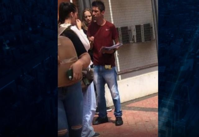 Imagem da noticia Assediador é preso após observar jovem em banheiro de universidade