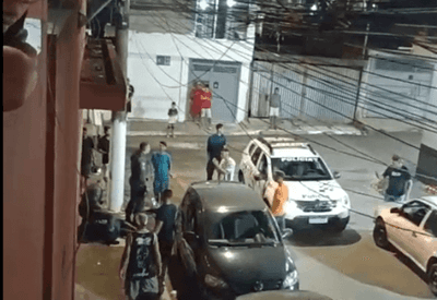 Homem é morto por PM após dar soco na cabeça de policial em São Paulo Homem é morto por PM após dar soco na cabeça de policial em São Paulo