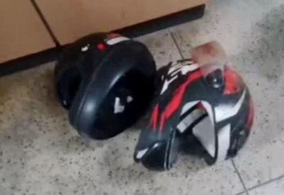 Homem é preso em flagrante depois de agredir companheira com capacete Homem é preso em flagrante depois de agredir companheira com capacete