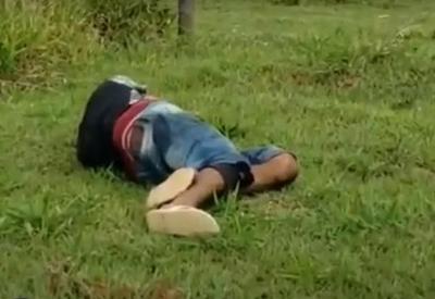 Homem é brutalmente agredido após ser confundido com Lázaro Homem é brutalmente agredido após ser confundido com Lázaro