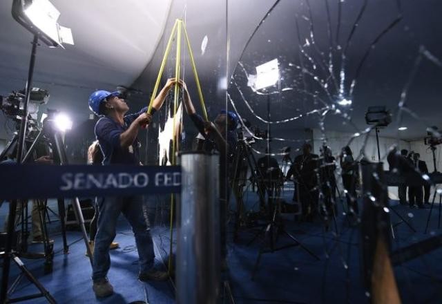 Imagem da noticia PF abre na internet código de programa de computador usado no 8/1