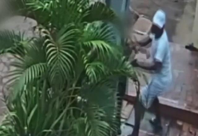 Imagem da noticia Criança é eletrocutada em poste com "gato" para desviar energia