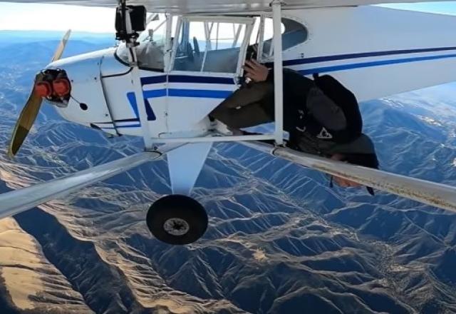 Imagem da noticia Youtuber assume ter provocado acidente aéreo em troca de publicidade