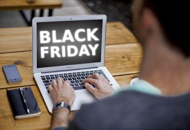 Imagem da noticia Especialista dá dicas para consumidores se protegerem de golpes na Black Friday