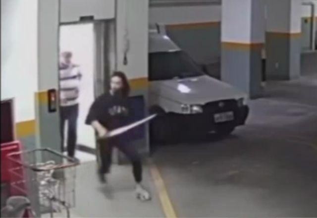 Imagem da noticia "Samurai" usa espada japonesa e evita roubo de bicicletas em Belo Horizonte