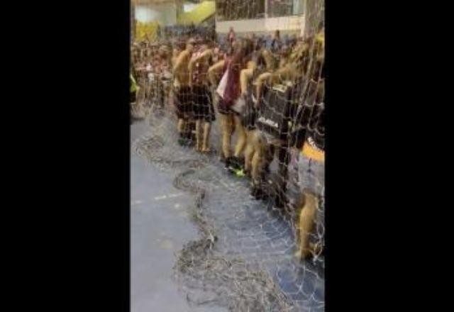 Imagem da noticia São Camilo decide não expulsar alunos filmados seminus em campeonato