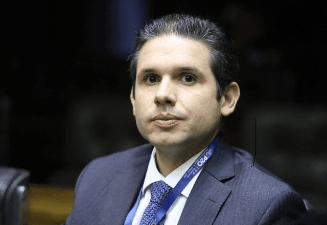 Imagem da noticia Hugo Motta é eleito presidente da Câmara dos Deputados
