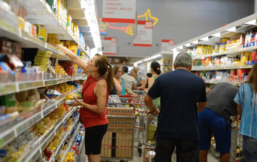 Imagem da noticia IBC-Br: prévia do PIB cai 0,7% em março