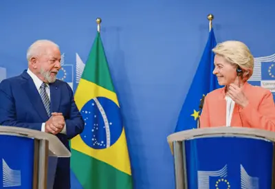 Série de reportagens detalha os 25 anos de negociações até a assinatura do acordo entre Mercosul e UE Série de reportagens detalha os 25 anos de negociações até a assinatura do acordo entre Mercosul e UE