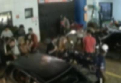 Tiroteio em posto de combustível deixa dois mortos Tiroteio em posto de combustível deixa dois mortos