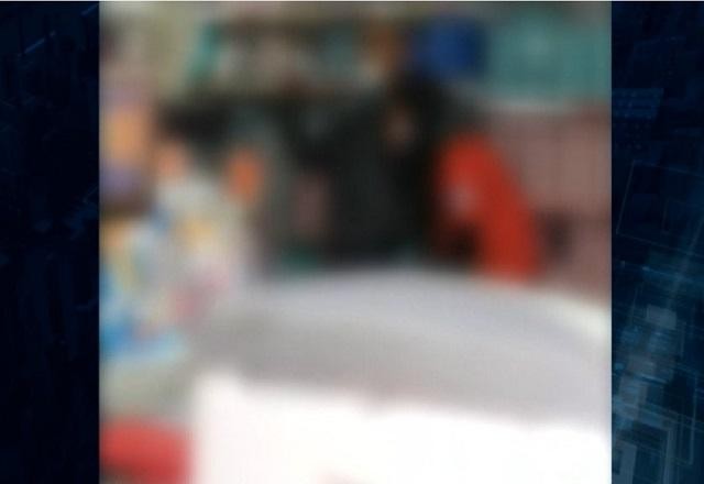 Imagem da noticia SP: mulher é feita de refém, na mira de faca, em loja na zona norte