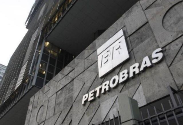Imagem da noticia Petrobras é alvo de processo administrativo