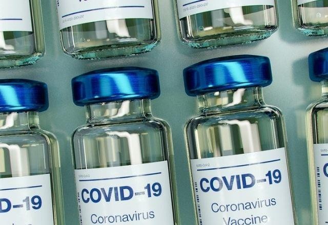 Imagem da noticia UE assina contrato para compra de 200 milhões de doses da vacina Novavax