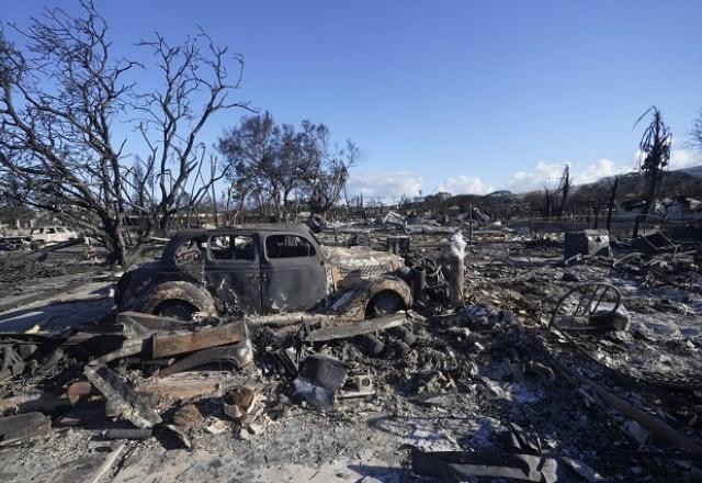 Imagem da noticia Sobe para 93 o número de mortos no incêndio do Havaí
