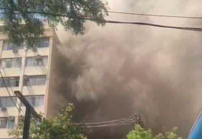 Paciente morre após transferência durante incêndio no Instituto do Câncer em São Paulo Paciente morre após transferência durante incêndio no Instituto do Câncer em São Paulo