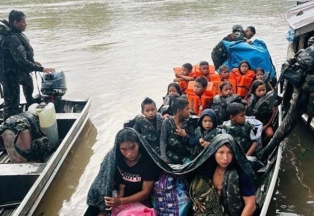 Imagem da noticia Mais de 50 indígenas são resgatados após naufrágio no Amazonas