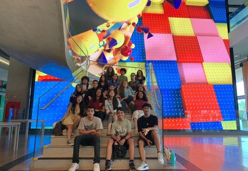 Estudantes da rede pública do DF participam de projeto de satélite lançado ao espaço Estudantes da rede pública do DF participam de projeto de satélite lançado ao espaço