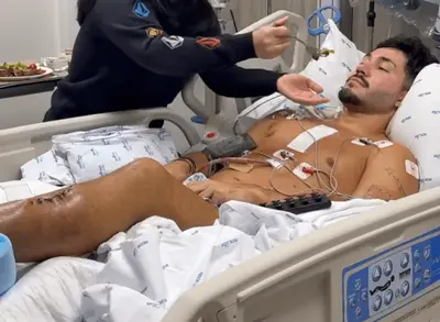 Vittor Fernando após ataque a tiros: "Bala estilhaçou e foi parar dentro do coração" Vittor Fernando após ataque a tiros: "Bala estilhaçou e foi parar dentro do coração"