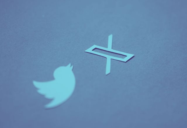 Imagem da noticia Usuários do X (Twitter) relatam a volta da rede social no Brasil