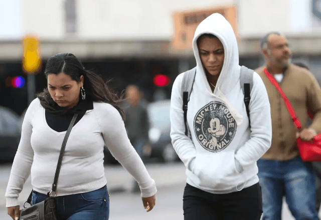 Imagem da noticia Comércio pode perder R$ 50 milhões com calor fora de época no inverno, aponta entidade