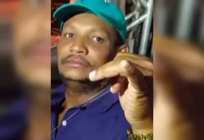 Motociclista é morto a facadas após briga de trânsito em Juazeiro (BA) Motociclista é morto a facadas após briga de trânsito em Juazeiro (BA)