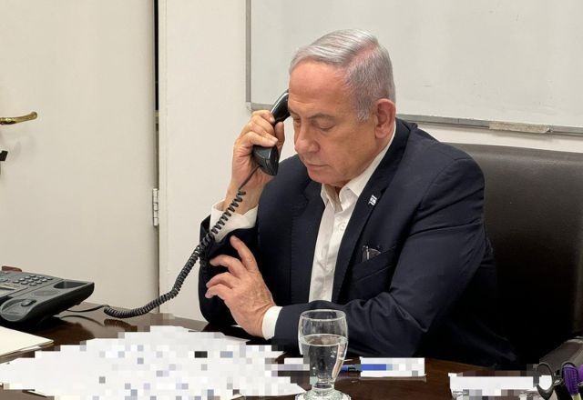 Imagem da noticia Israel fecha passagem humanitária em Gaza e escritórios de rede árabe de televisão