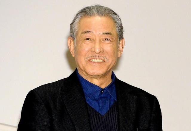 Imagem da noticia Morre Issey Miyake, estilista que vestiu Steve Jobs com gola alta