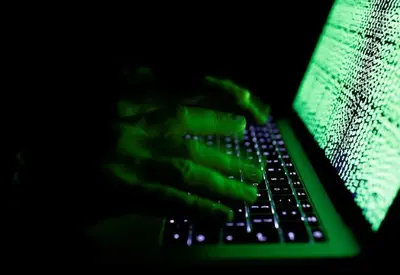 Itália vai extraditar hacker chinês acusado de roubar pesquisas médicas sobre a covid-19 Itália vai extraditar hacker chinês acusado de roubar pesquisas médicas sobre a covid-19