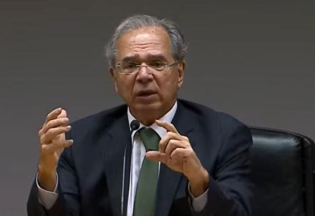 Imagem da noticia "Teto é um símbolo. Não vamos deixar pessoas com fome", diz Guedes