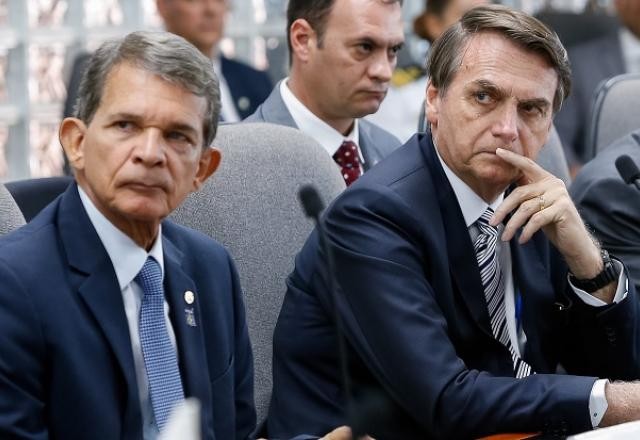 Imagem da noticia Silva e Luna se sente traído e não há sinal de reaproximação de Bolsonaro