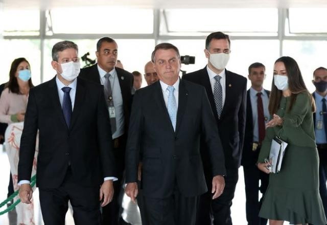 Imagem da noticia Encontro de Bolsonaro com Lira, Pacheco e Fux será na próxima semana