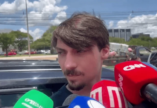 Imagem da noticia "Muito triste o que está acontecendo”, diz Jair Renan após visitar Bolsonaro na PF