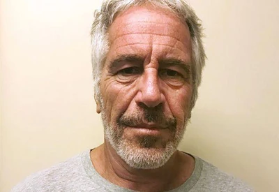 Kremlin rejeita alegações ocidentais de que Epstein era agente dos serviços secretos russos Kremlin rejeita alegações ocidentais de que Epstein era agente dos serviços secretos russos