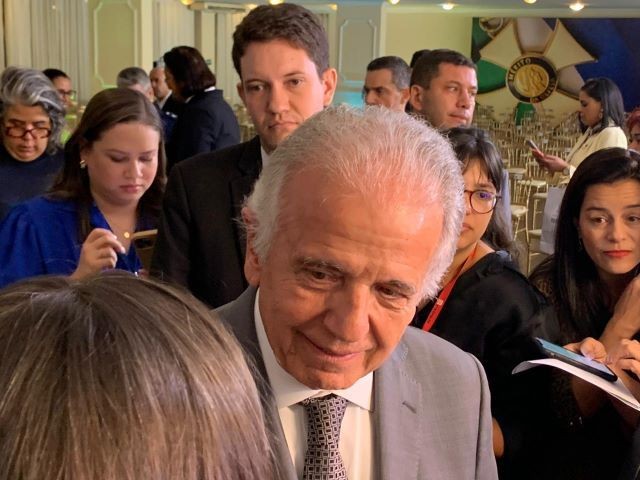 Imagem da noticia Forças Armadas não podem ter aura de suspeição, diz ministro da Defesa de Lula sobre 8 de janeiro