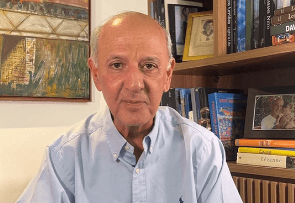 Imagem da notícia: Em contato com aliados de Ibaneis, ex-governador Arruda afirma que "desmorreu"