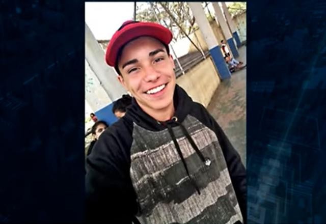 Imagem da noticia Justiça absolve PM acusado de matar jovem que saiu para comprar bolacha