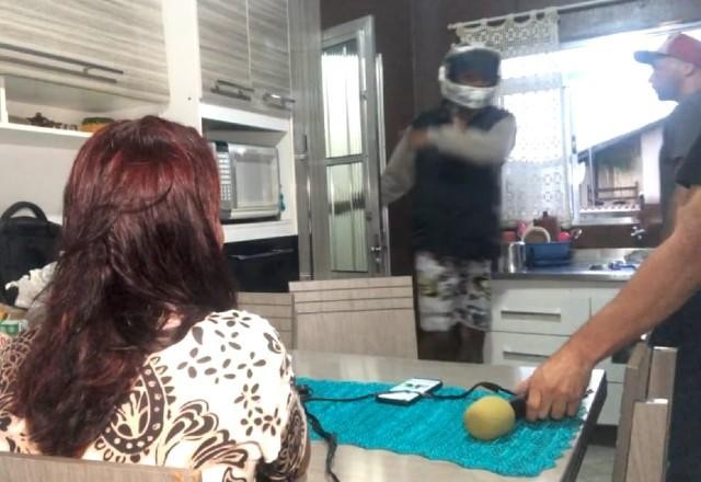 Imagem da noticia Caso Lorrany: cunhado do suspeito invade entrevista e ameaça jornalista