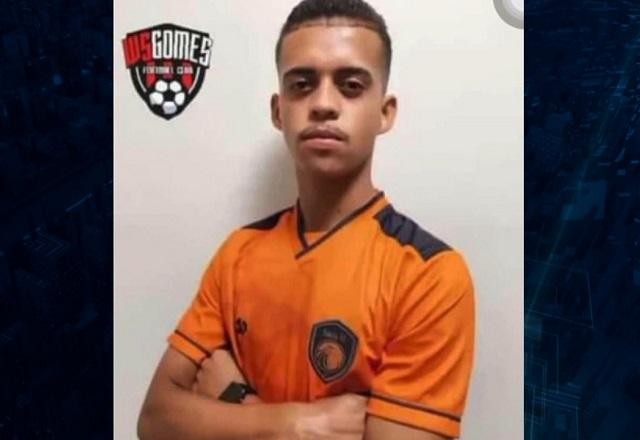 Imagem da noticia Jovem é assassinado a tiros dentro de sala de aula em João Pessoa (PB)