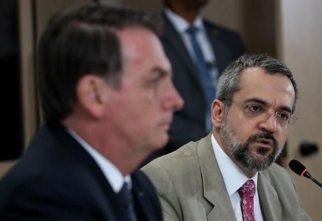 Imagem da noticia Justiça estadual vai julgar ação de Weintraub contra Boulos