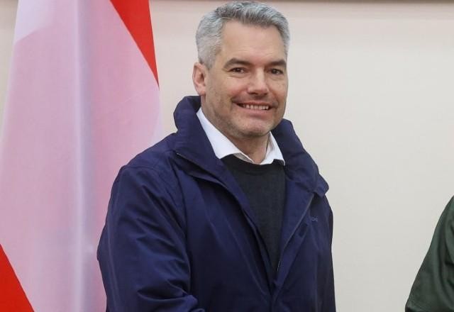 Imagem da noticia Chanceler austríaco se reunirá com Putin