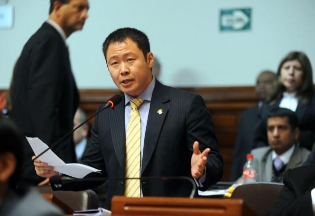 Imagem da noticia Ex-deputado do Peru, Kenji Fujimori, é condenado por tráfico de influência