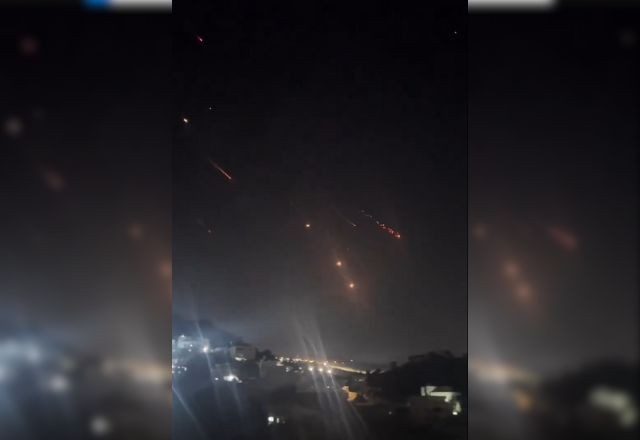 Imagem da noticia Irã diz que ataque contra Israel foi "um sucesso que superou as expectativas"