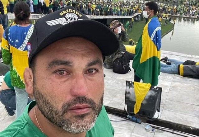 Imagem da noticia STF forma maioria para confirmar decisão que tornou Léo Índio réu