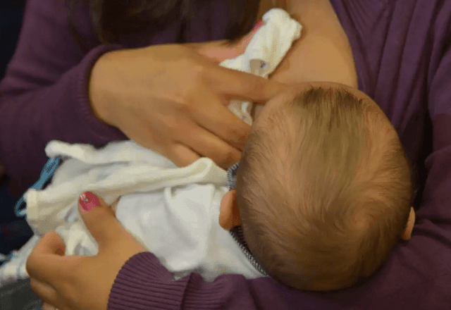Imagem da noticia Lula sanciona lei que amplia licença-maternidade após alta da mãe e do bebê
