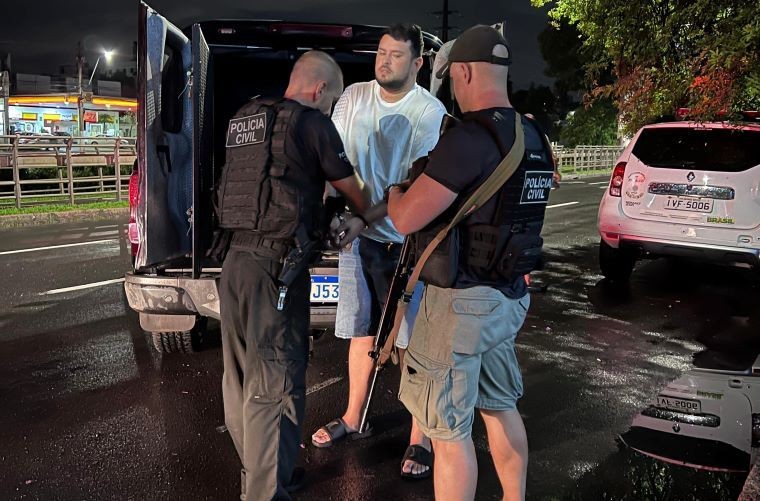 Imagem da noticia Foragido desde 2019, líder de facção do RS é preso em condomínio de luxo em SP