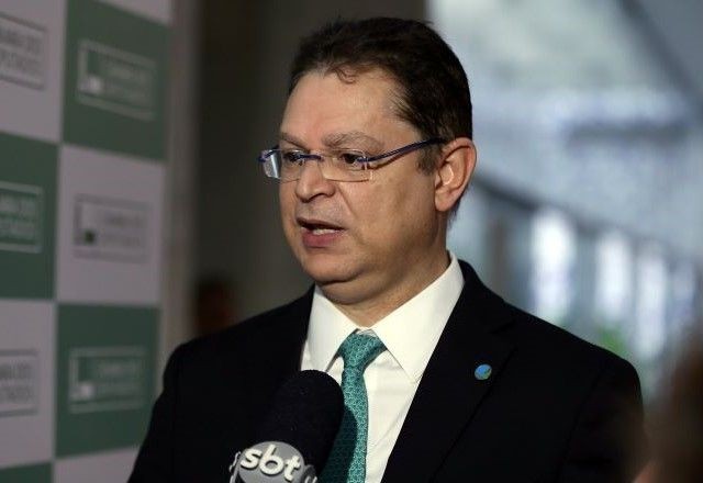 Imagem da noticia PL conta votos e diz ter apoio para projeto de anistia na Câmara dos Deputados