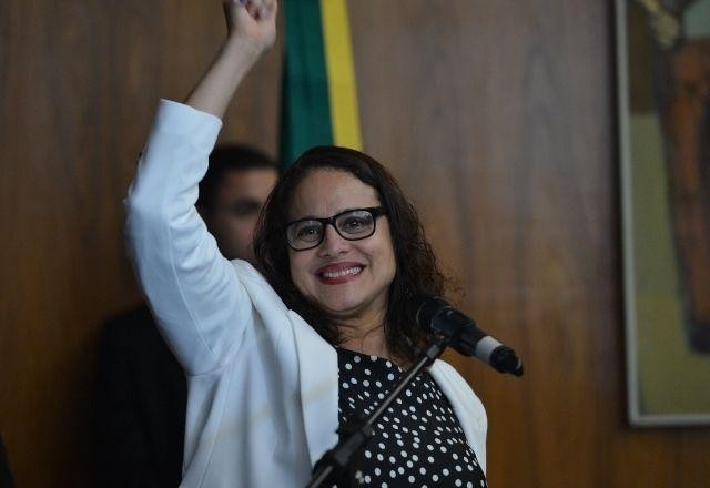 Imagem da noticia Apesar de “recomposição da ciência”, ministra alerta para exclusão das mulheres em universidades